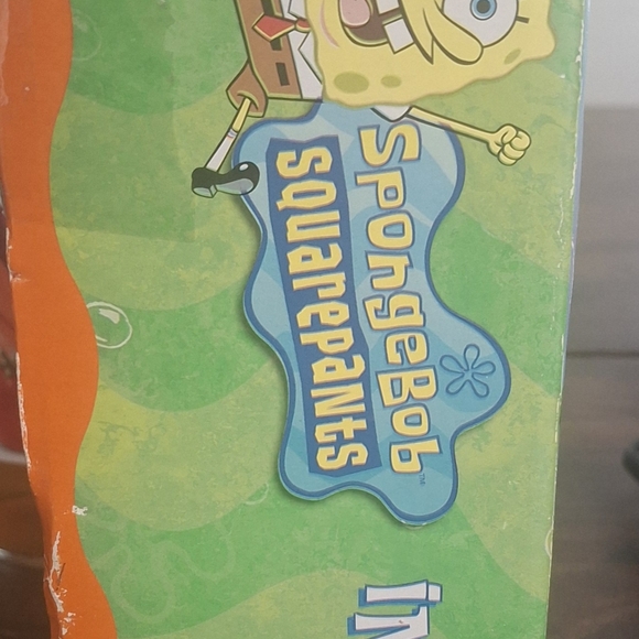 SpongeBob SquarePants Inflatable Chair - Picture 3 of 6